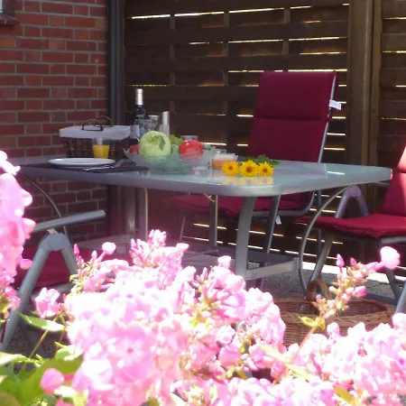 Haus Bramland --- 2 Fewo's --- Eg 60qm Und Og 55qm Appartement *